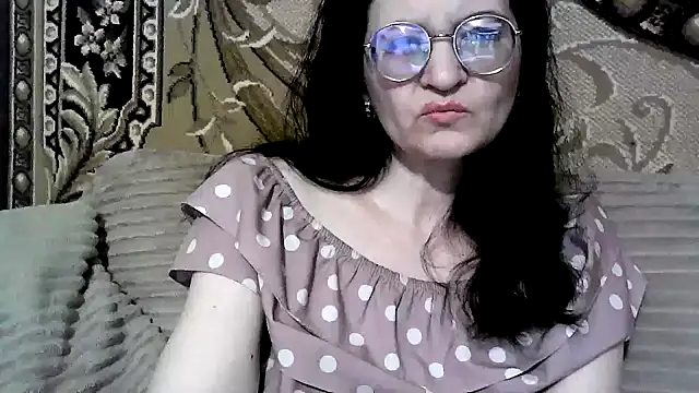 Dear Annet online show from June 12, 8:39 pm