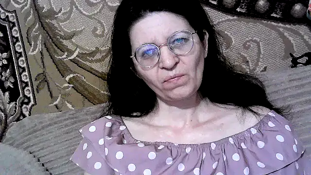 Dear Annet online show from July 10, 9:26 pm