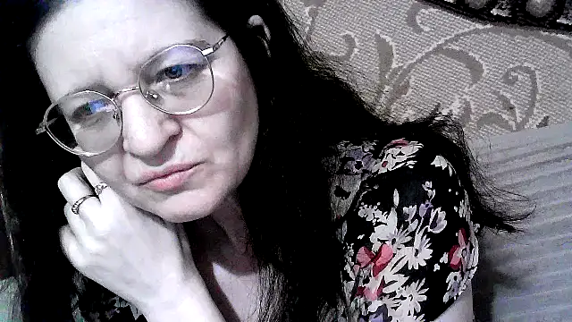 Dear Annet online show from July 18, 9:17 pm