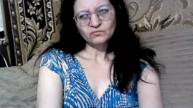 Dear Annet online show from June 16, 9:05 pm