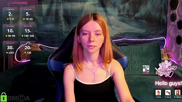 CarolInWonderland online show from July 19, 6:48 am