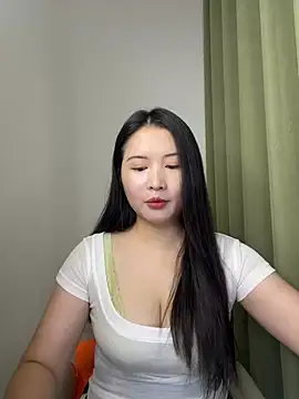 Doudou  520 online show from July 9, 11:23 am