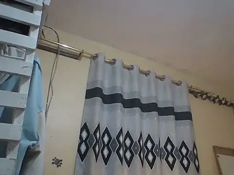 pretty-pussy7 online show from July 9, 2:36 am