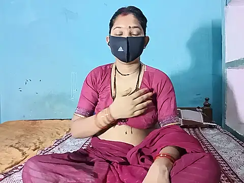 Cute kirti777 online show from June 15, 6:41 pm
