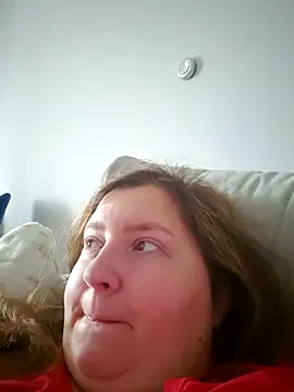 hotPussy199309 online show from June 18, 8:37 am