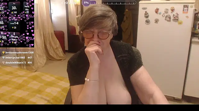 Sharon Amore online show from July 25, 7:48 am