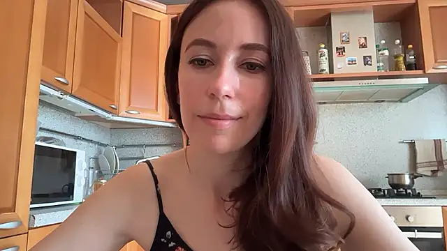 Flamingo Queen online show from June 24, 6:12 am