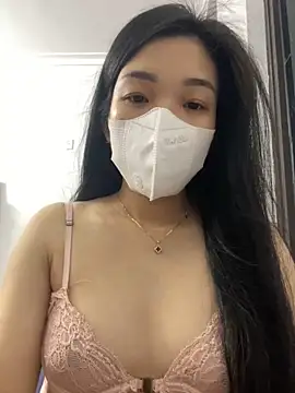 KieuLinh2k4 online show from June 13, 4:59 pm