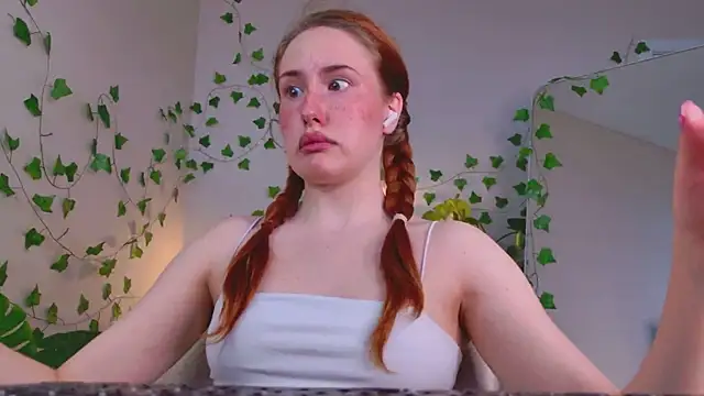 ChloeAster online show from July 21, 6:58 am