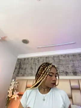 Aria Peach  online show from July 15, 8:35 pm