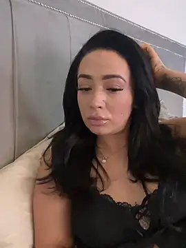 uk-Mia-monroe online show from June 9, 8:08 pm