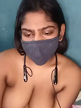Model-031 online show from July 22, 1:56 pm