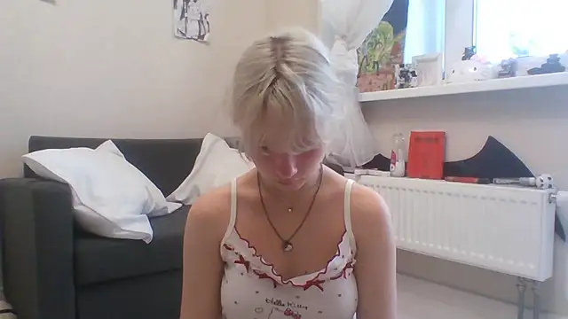 DinaKolter online show from July 28, 3:21 pm