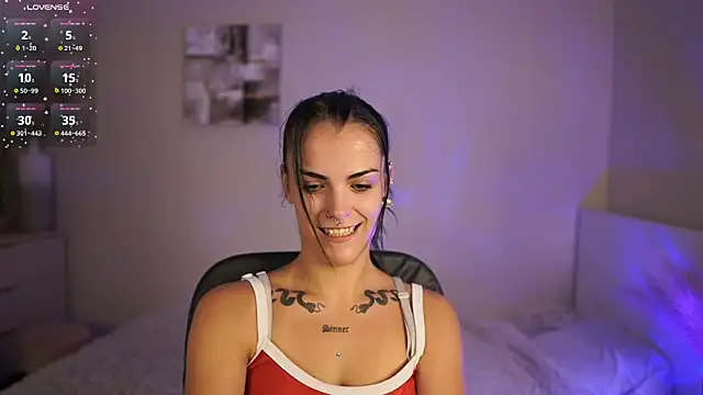 Pauline 2005 online show from July 29, 1:11 pm
