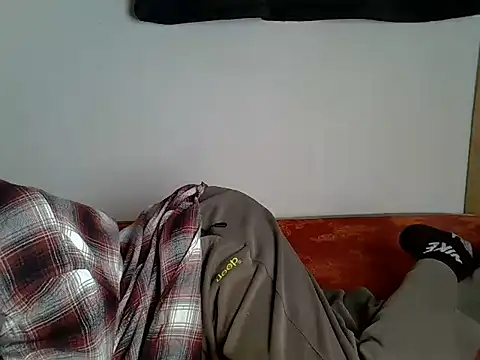 zelyp online show from July 10, 8:42 pm