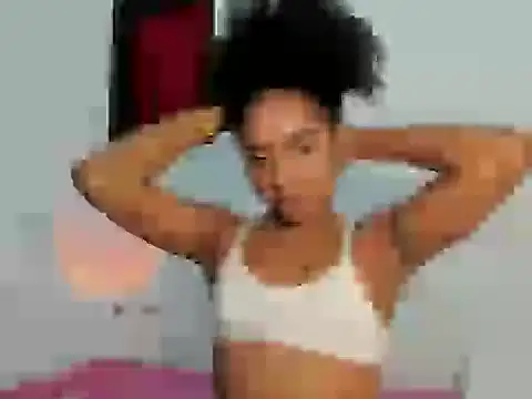 Nassoumi Reyes online show from June 20, 8:18 am