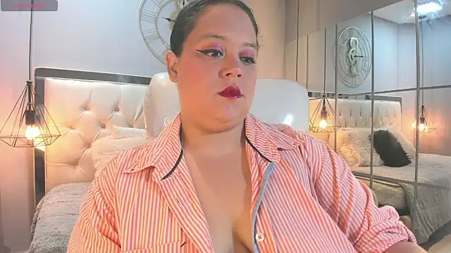 zara moon1 online show from June 20, 3:32 am