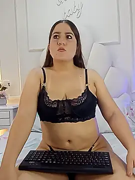 Lilawesst online show from June 14, 12:05 pm