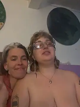 mysteradecadent online show from June 15, 4:34 am