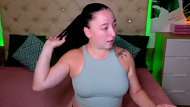 AVA MAXIMUS online show from July 13, 4:46 am