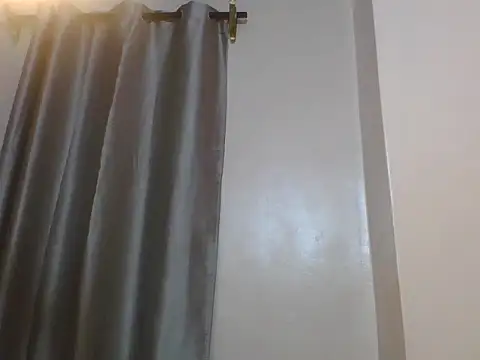 Black prettty online show from June 21, 4:33 pm