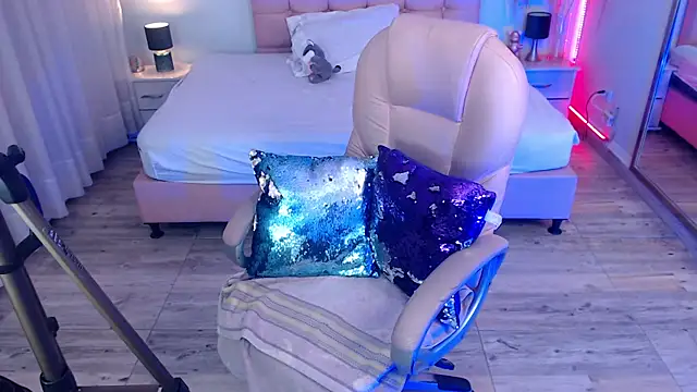 Marilyn Rosex online show from August 1, 3:30 am