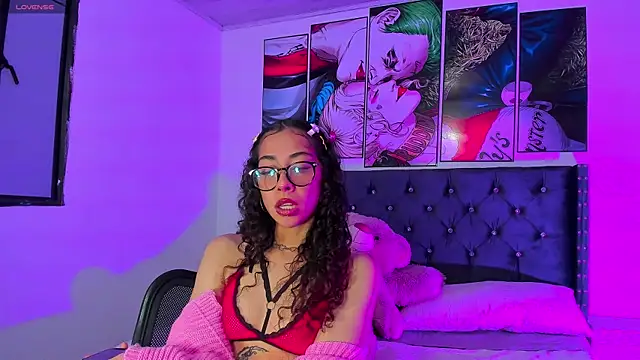 Sarah Moon1 online show from July 3, 3:56 am