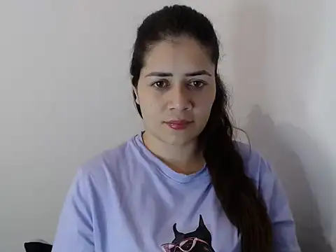 Luna zoe online show from July 14, 2:05 am