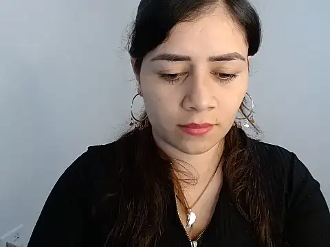 Luna zoe online show from June 20, 10:57 pm