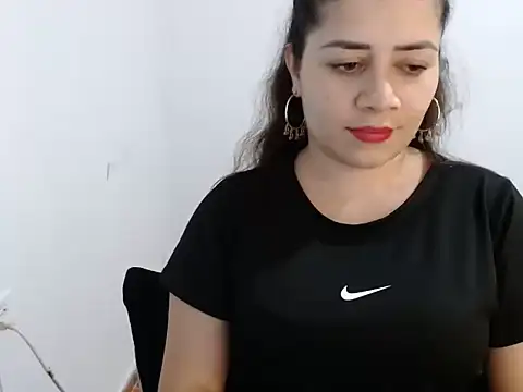 Luna zoe online show from July 11, 12:54 am