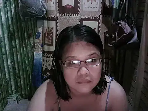 hottiebabe41 online show from June 24, 1:21 pm