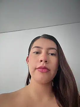 Saracalderon online show from June 30, 4:06 pm