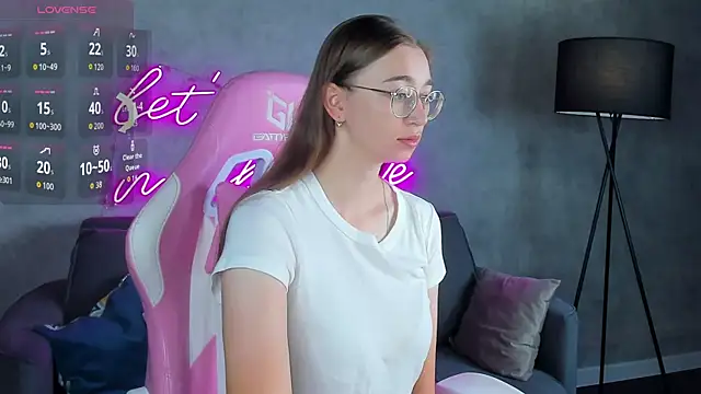 Lucy Green online show from July 15, 12:48 am
