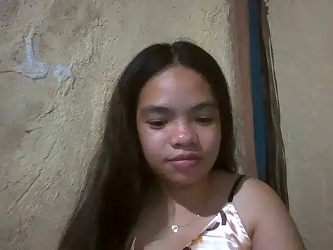 pretty gia online show from July 29, 5:24 pm
