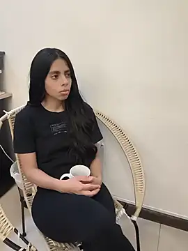 Jasmiinn  online show from July 11, 8:36 am