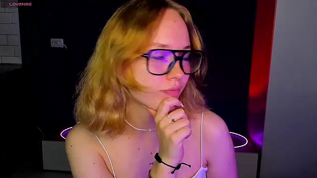 rikkitikkitavik online show from July 30, 12:39 pm
