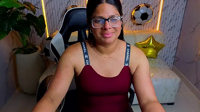 sarah bay tx online show from June 20, 9:29 pm