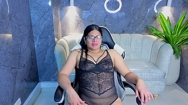 sarah bay tx online show from July 16, 8:02 pm