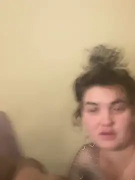 mzzfettyblu online show from August 7, 1:29 pm