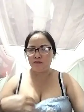 Naaya8109 online show from August 1, 2:35 am