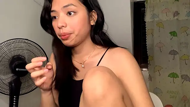 Hazelanne online show from July 26, 2:03 pm