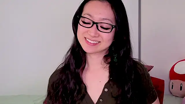 MySweetSofie online show from March 17, 2:04 am