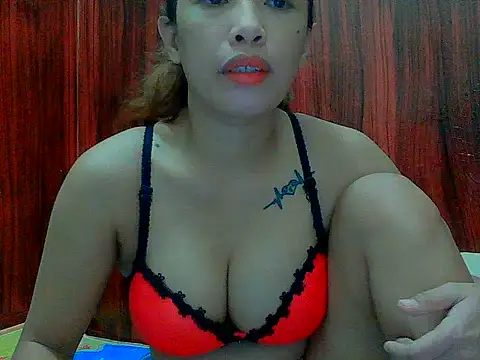 Hotamera online show from July 29, 3:56 pm