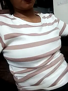 avii5 online show from July 26, 7:32 pm