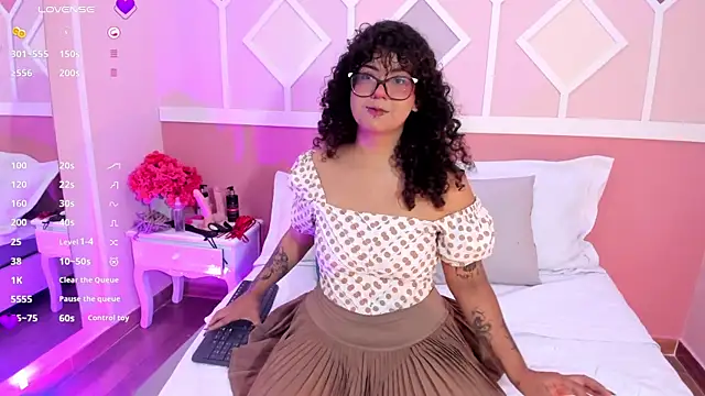   Izumii   online show from July 1, 2:49 pm