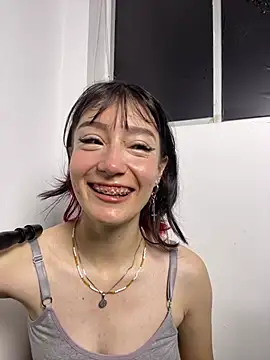 im lizzy17 online show from June 25, 4:56 am