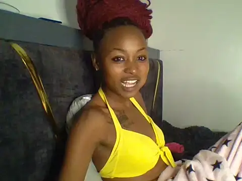 Prettyquueen online show from July 22, 11:28 pm