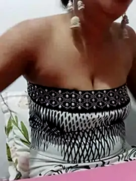 SilkScarlet online show from June 25, 12:43 am