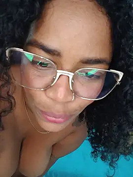 Safira1995 online show from August 1, 5:31 am