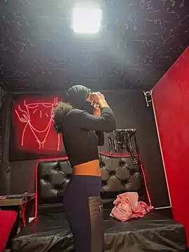 Samantha-LS online show from June 25, 3:02 pm